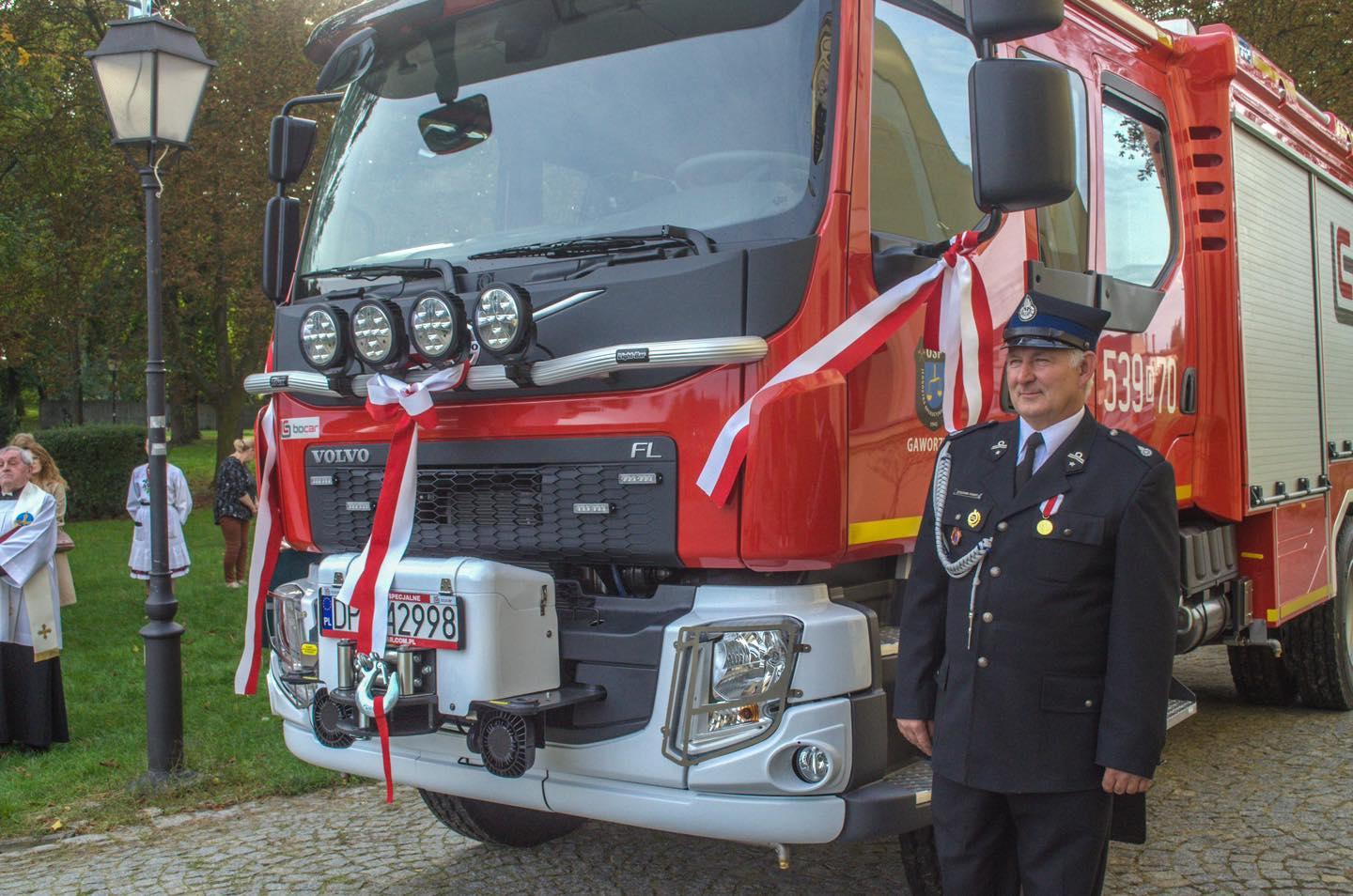 Ochotnicy z Gaworzyc mają nowy wóz strażacki