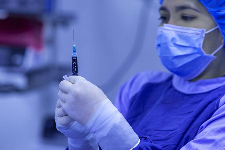 Medycy z Jeleniej Góry testowali punkt szczepień w „jedynce”