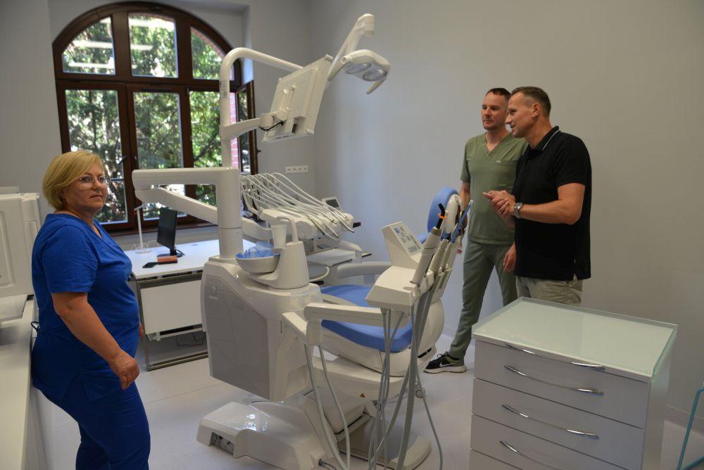 Dzięki Fundacji KGHM mają gabinet stomatologiczny klasy premium