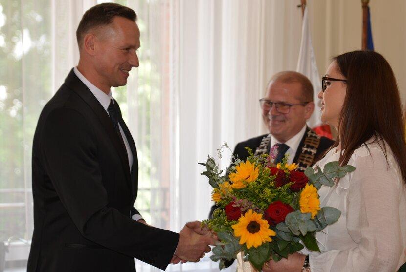 Rada miejska na TAK rozliczyła burmistrza 
