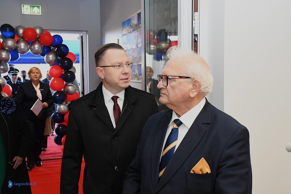 Dwukadencyjność wyborczym pretekstem? Morawiecki puszcza oko do PSL...