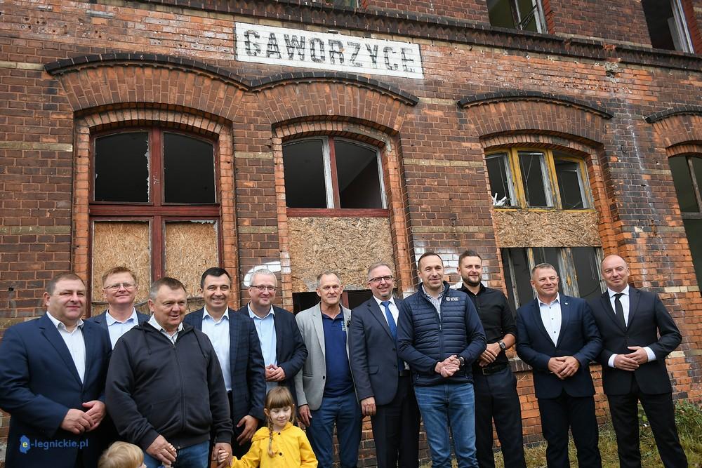 Kolej wróci do Gaworzyc, Niegosławic i Szprotawy. Konkrety po przejeździe specjalnym KD (FOTO)