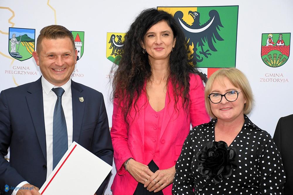 Powiat Złotoryjski dostał 2,5 mln na modernizację drogi(FOTO)
