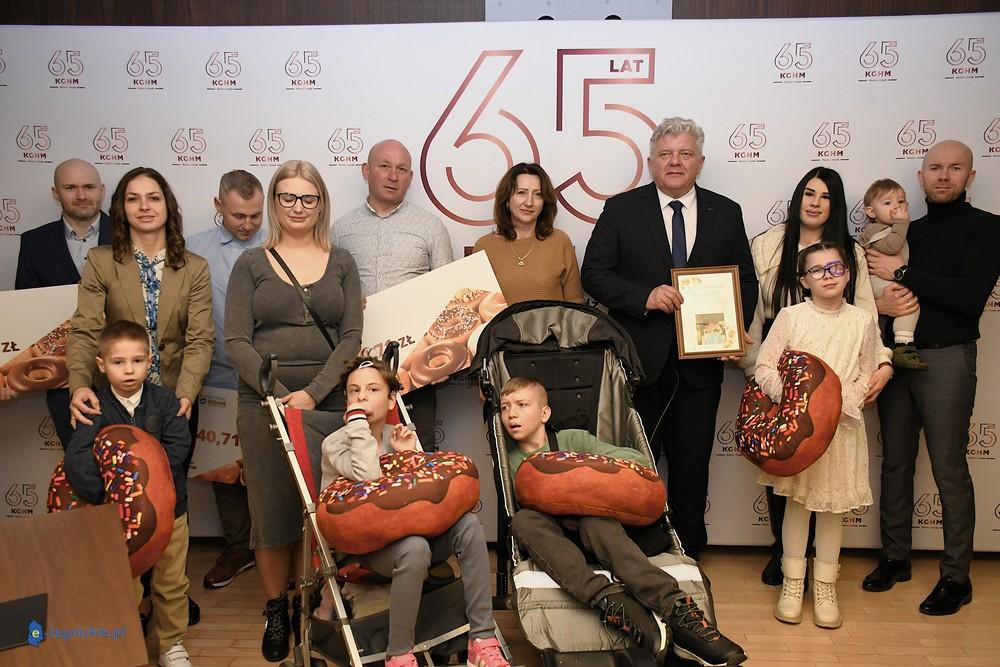 Szlachetny pączek KGHM na ratunek dzieciom (FOTO)