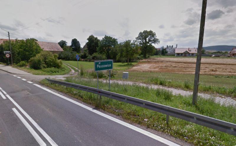 Przejście jest, ale w nocy niewidoczne. Mieszkańcy w trwodze