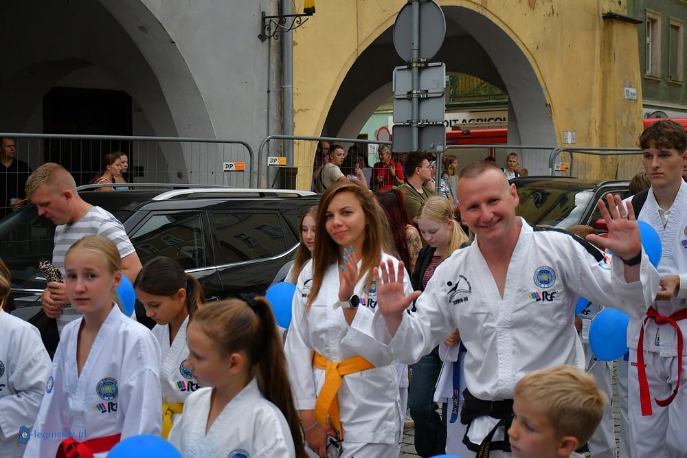 Dołącz do Sportowej Akademii Taekwon-do i rozpocznij sportową przygodę ze sportami walki.