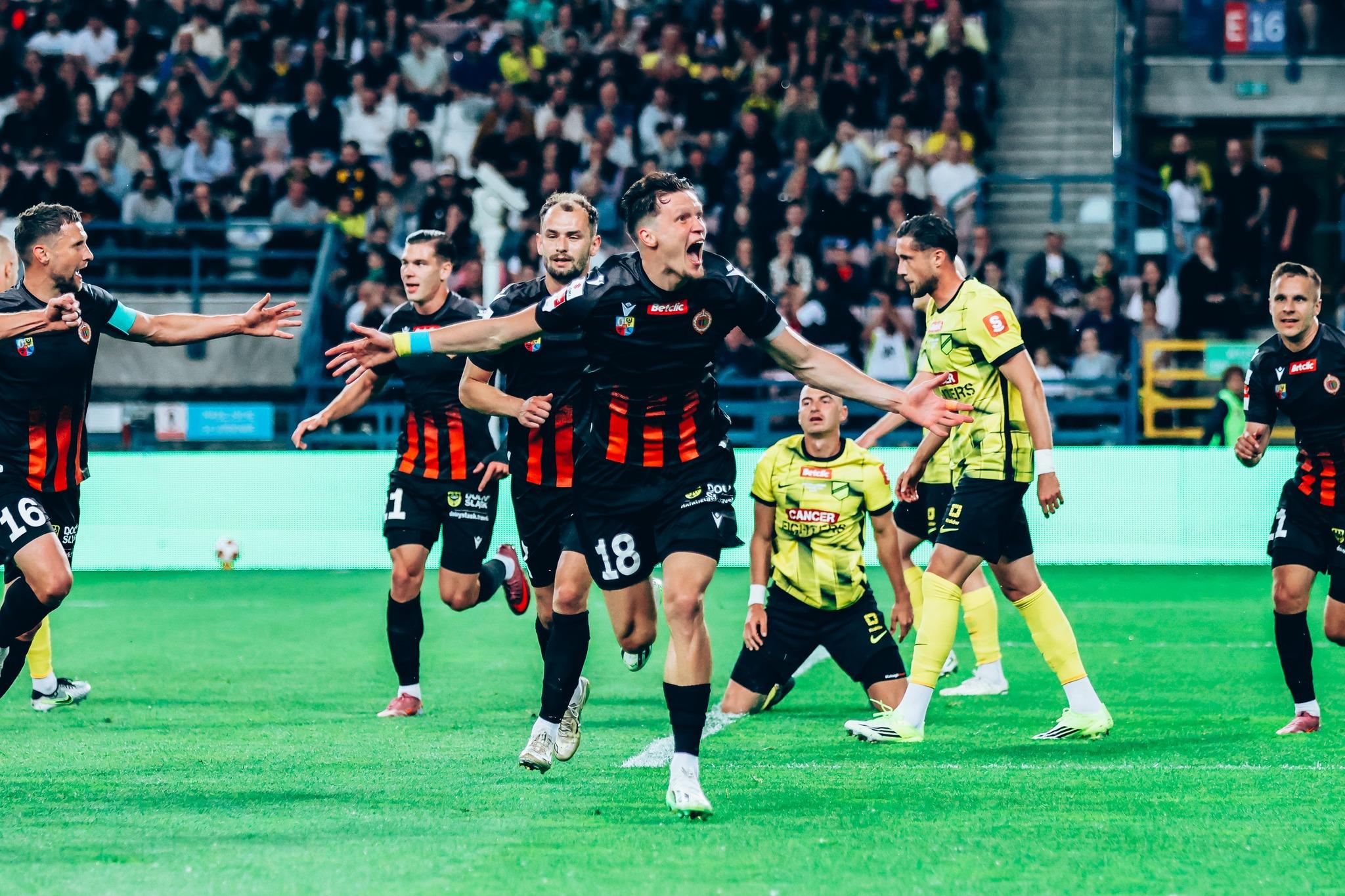 Ekstraklasa nie dla Chrobrego Głogów. Czas na stadion !