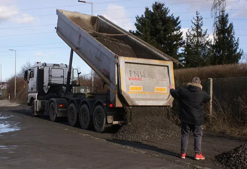  Ruszyły remonty dróg gruntowych. Znamy kolejność prac 