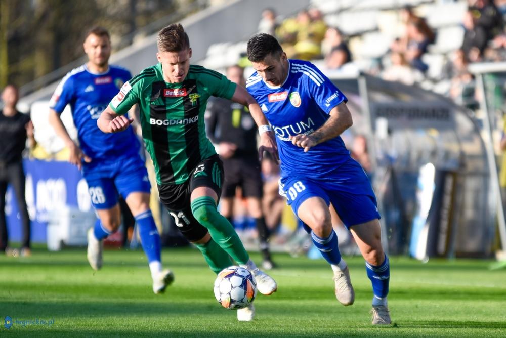 Od gry Miedzi oczy bolą