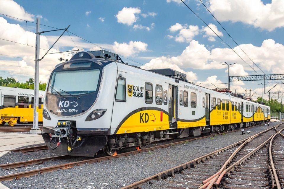 Na tory wraca KD Ryszard Szurkowski. Kierunek: raj dla rowerzystów !