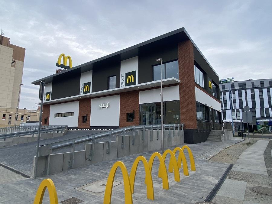 McDonald’s w Legnicy otwarty po modernizacji! To największa restauracja sieci w Polsce