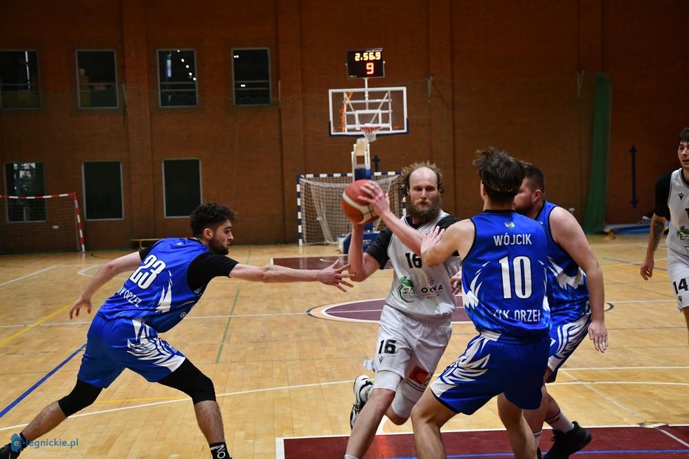 Basket pogonił Orła (FOTO)