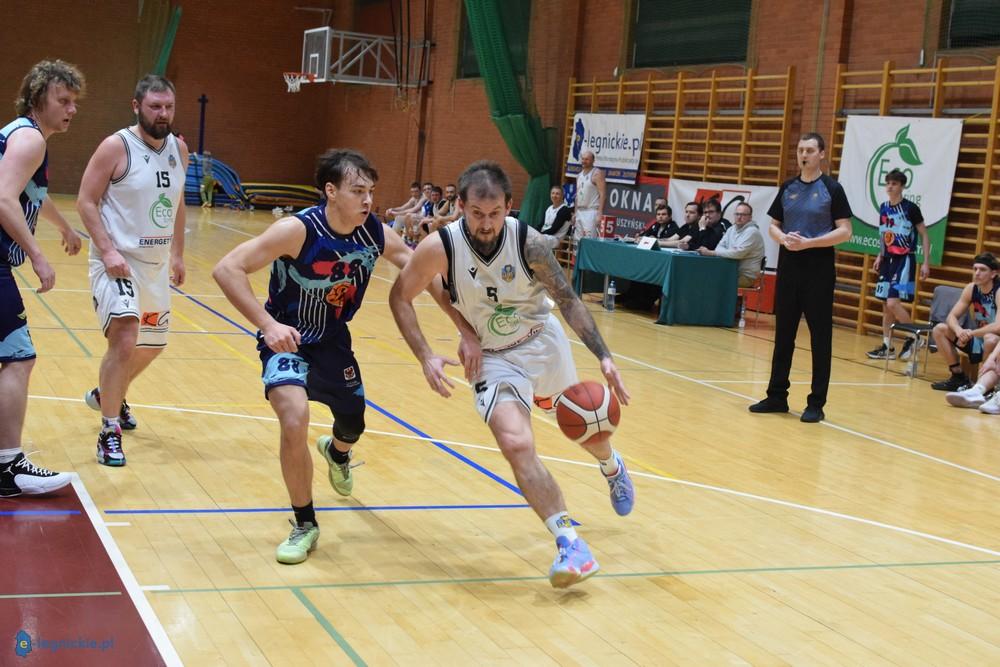 Pewna wygrana Basketu Legnica (FOTO)