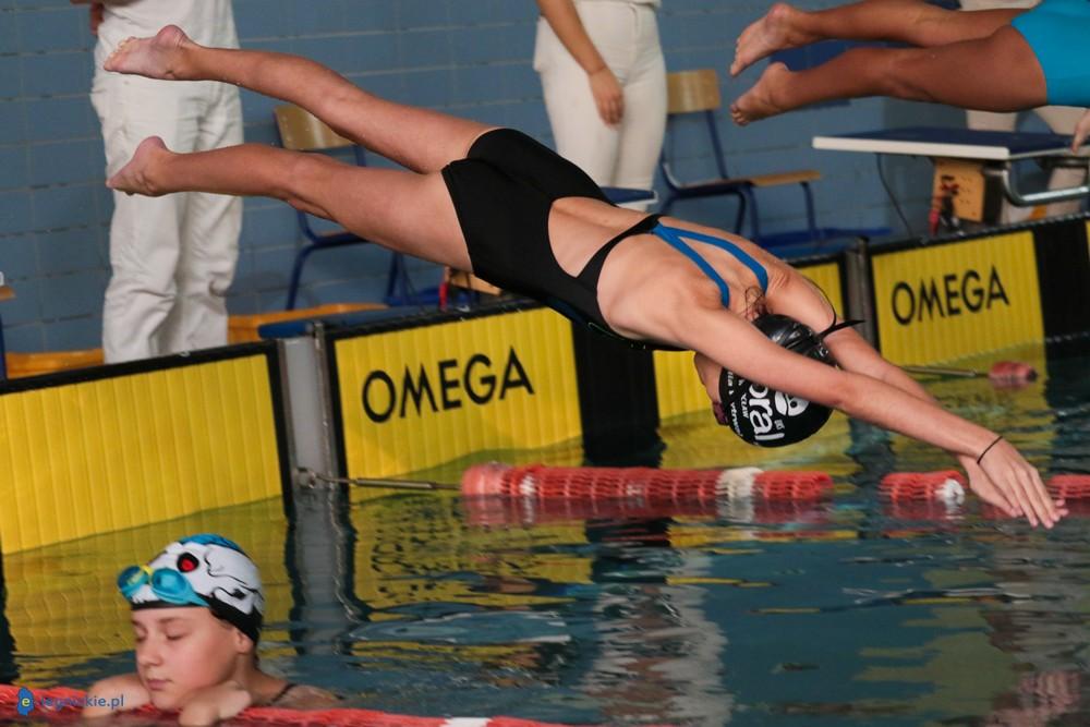 Mistrzostwa Zagłębia Miedziowego w pływaniu (FOTO)