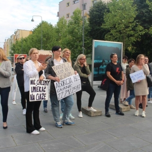 protest-lubin-ani-jednej-wiecej-fot-marzena-machniak23