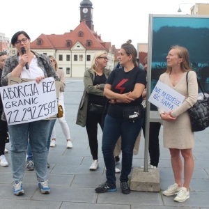 protest-lubin-ani-jednej-wiecej-fot-marzena-machniak5