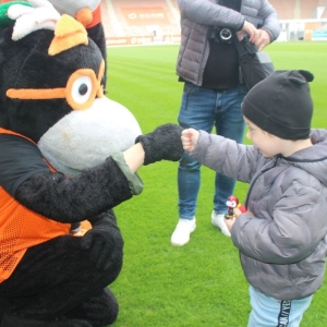 stadion-zaglebia-lubin-swiecenie-pokarmow-fot-marzena-machniak25