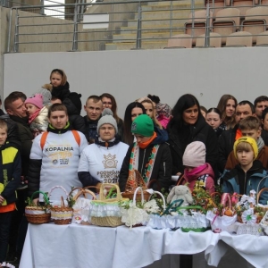 stadion-zaglebia-lubin-swiecenie-pokarmow-fot-marzena-machniak34