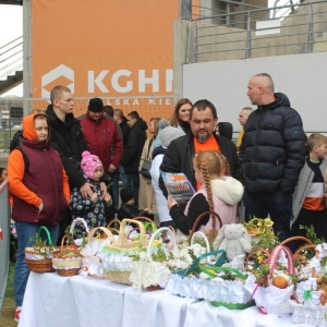 stadion-zaglebia-lubin-swiecenie-pokarmow-fot-marzena-machniak7