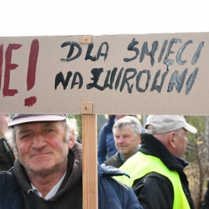 protest-przeciw-odpadom-chojnow-fot-zjak034