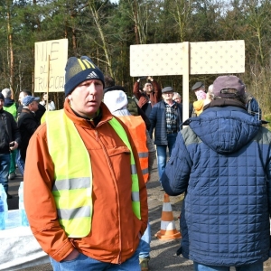 protest-przeciw-odpadom-chojnow-fot-zjak042