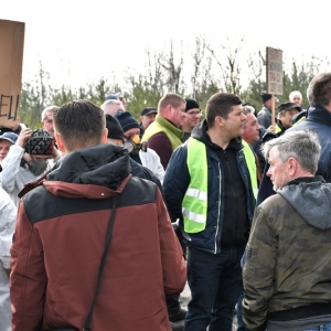 protest-przeciw-odpadom-chojnow-fot-zjak063