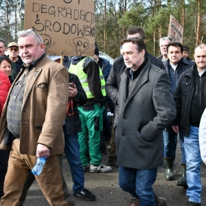 protest-przeciw-odpadom-chojnow-fot-zjak080