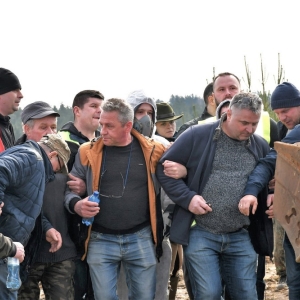 protest-przeciw-odpadom-chojnow-fot-zjak124