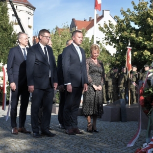 rocznica-napasci-zssr-na-polskie-fot-ewajak200.jpg