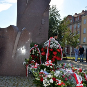 rocznica-napasci-zssr-na-polskie-fot-ewajak261.jpg