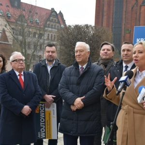 trzecia-droga-popiera-krzkokowskiego-fot-ewajak24.jpg