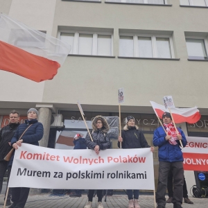 manifestacja-popierajaca-rolnikow-fot-jagoda-balicka10.jpg