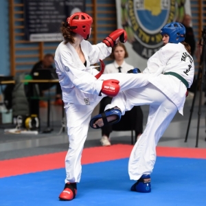 06.04.24-mistrzostwa-juniorow-i-juniorow-mlodszych-w-taekwondo-zlotoryja_6.jpg
