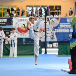 06.04.24-mistrzostwa-juniorow-i-juniorow-mlodszych-w-taekwondo-zlotoryja_63.jpg