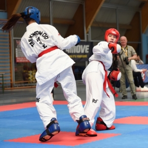 06.04.24-mistrzostwa-juniorow-i-juniorow-mlodszych-w-taekwondo-zlotoryja_98.jpg