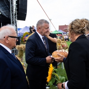 dozynki-mecinka-fot-jakub-wieczorek220.jpg