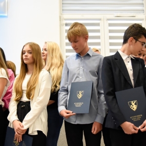 25.09.24-stypendia-gminy-chojnow_139.jpg