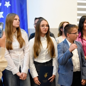 25.09.24-stypendia-gminy-chojnow_140.jpg
