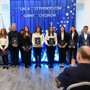 25.09.24-stypendia-gminy-chojnow_170.jpg