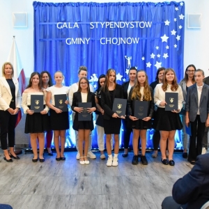 25.09.24-stypendia-gminy-chojnow_67.jpg