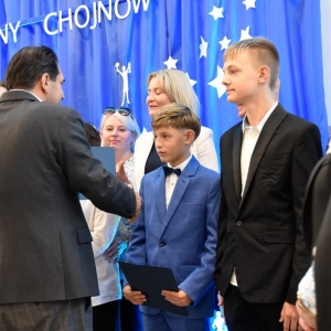25.09.24-stypendia-gminy-chojnow_68.jpg