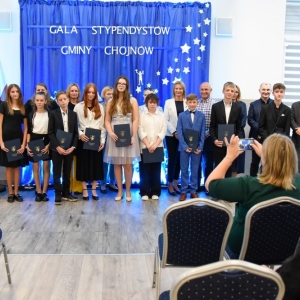 25.09.24-stypendia-gminy-chojnow_79.jpg