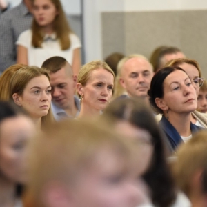 25.09.24-stypendia-gminy-chojnow_90.jpg