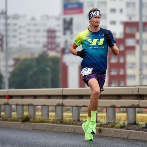 06.10.24-polmaraton-legnica_16.jpg