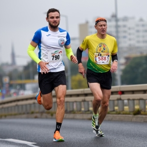 06.10.24-polmaraton-legnica_22.jpg