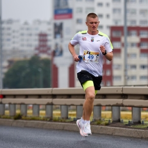 06.10.24-polmaraton-legnica_27.jpg