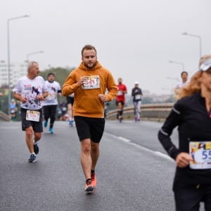 06.10.24-polmaraton-legnica_394.jpg