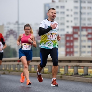 06.10.24-polmaraton-legnica_70.jpg