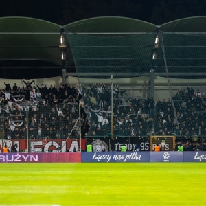 kibice-miedz-legia-fot-jakub-wieczorek040.JPG