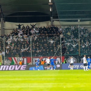 kibice-miedz-legia-fot-jakub-wieczorek049.JPG